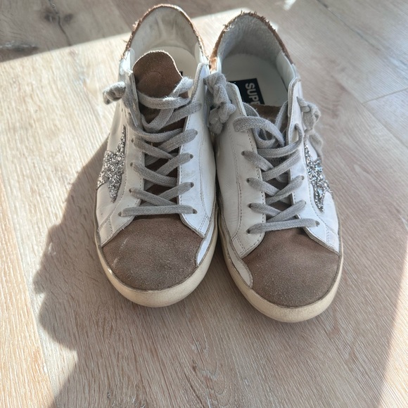 Golden Goose white sneakers with silver star. - Picture 1 of 8